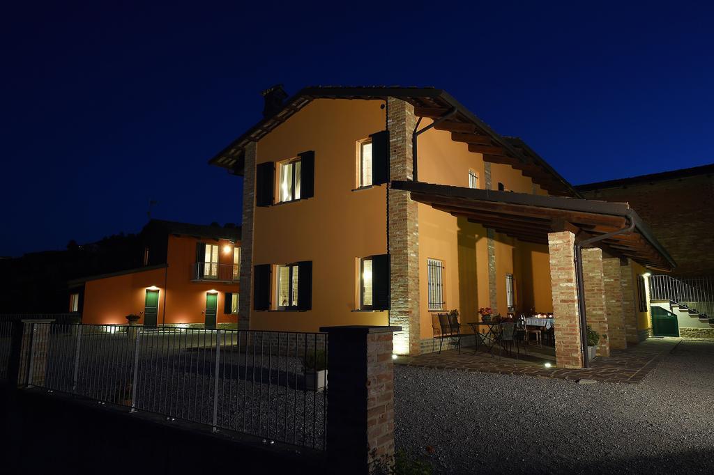 Residenza Albatros Villa Castiglione Falletto Exterior photo