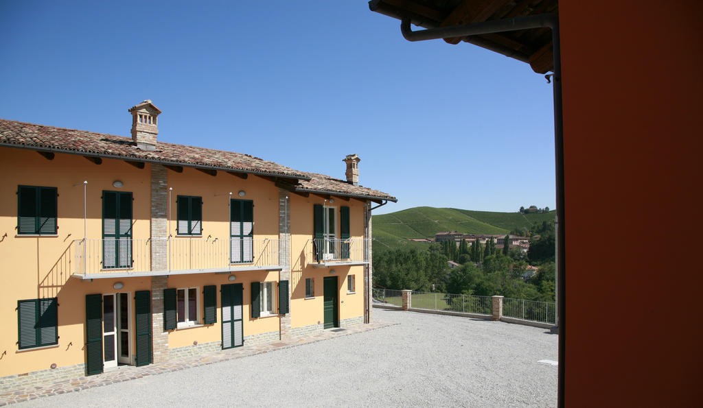 Residenza Albatros Villa Castiglione Falletto Exterior photo